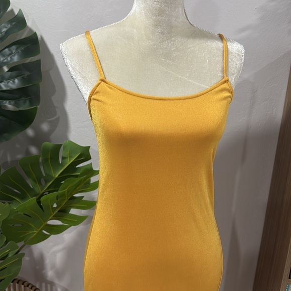 Something Navy bodycon midi sheen dress - Picture 4 of 9